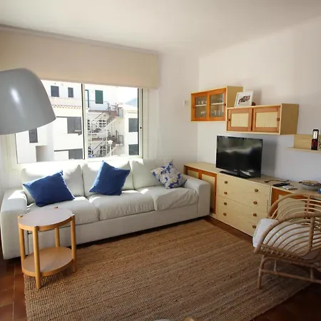Apartment Mistral - Acogedor, Luminoso Y De Ambiente Moderno Con Terraza Vista Mar. - Es-228-143 Llanca